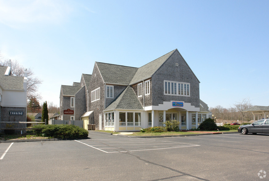 391 Norwich Westerly Rd, North Stonington, CT en alquiler - Foto principal - Imagen 1 de 28