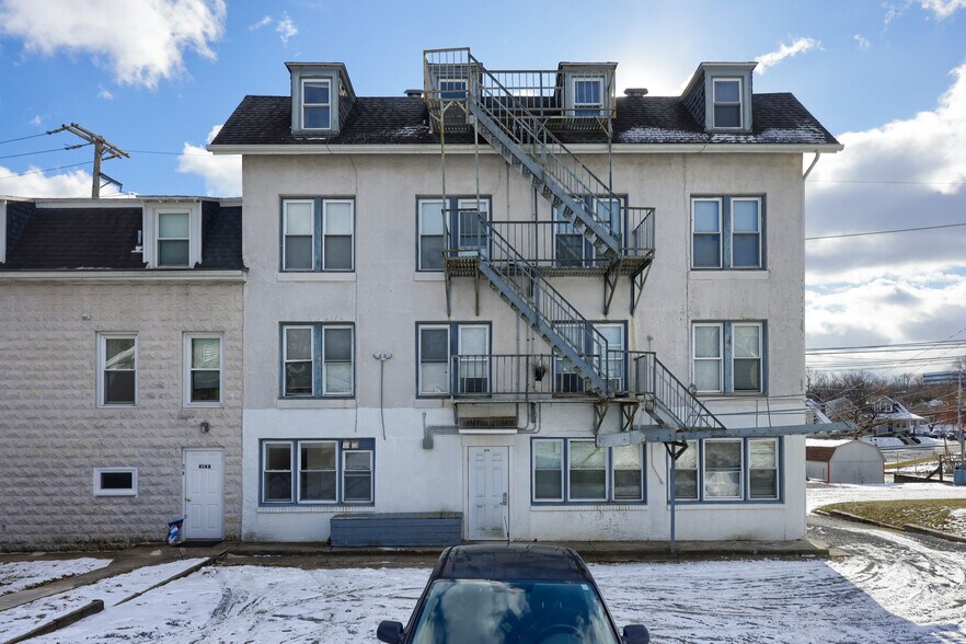 420-422 Douglass St, Wyomissing, PA en venta - Foto del edificio - Imagen 2 de 13