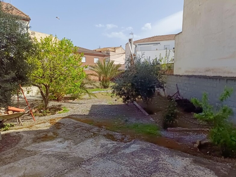 Calle Virgen del Carmen, Churriana de la Vega, Granada en venta - Foto del edificio - Imagen 2 de 12