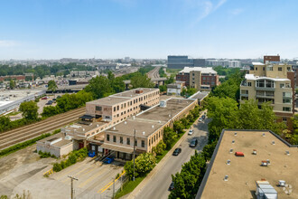 45 Ch Bates, Outremont, QC - VISTA AÉREA  vista de mapa