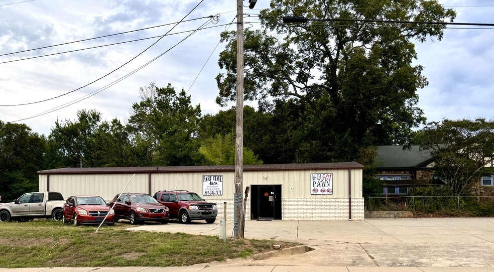 300 W Broadway St, Morrilton, AR en venta - Foto del edificio - Imagen 3 de 34