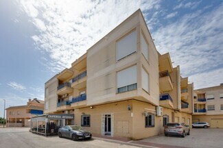 Más detalles de Carrer General Mola, 6, San Fulgencio - Local en venta