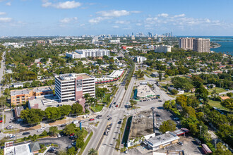 10800 Biscayne Blvd, Miami, FL - vista aérea  vista de mapa - Image1