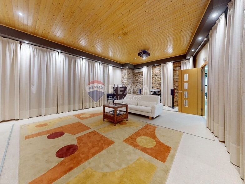 Local en Vigo, Pontevedra en venta - Foto del interior - Imagen 1 de 30