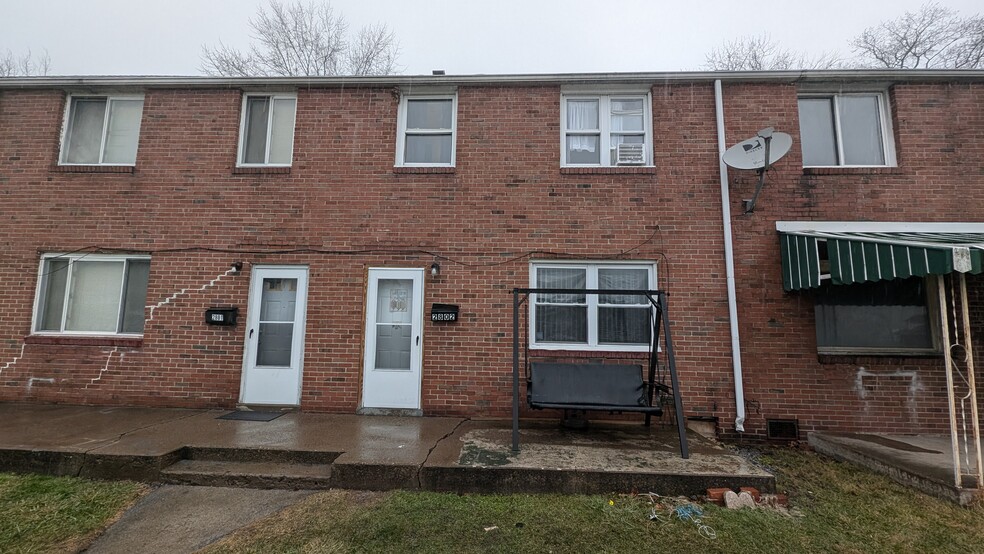 2802 Soltis Dr, Clairton, PA en venta - Foto principal - Imagen 1 de 1