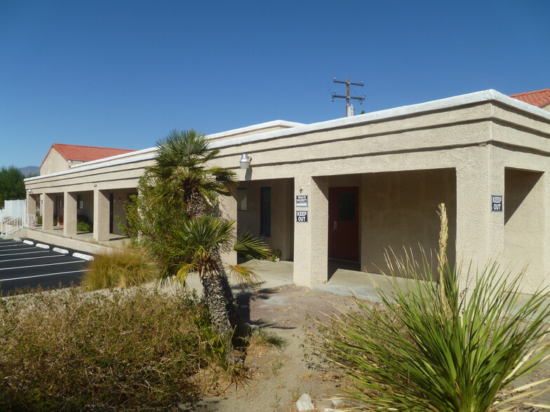 66680 Acoma Ave, Desert Hot Springs, CA en venta - Foto del edificio - Imagen 1 de 83