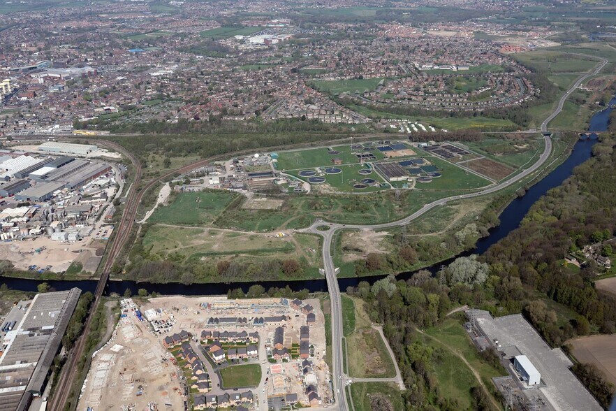 City Field Ct, Wakefield en alquiler - Vista aérea - Imagen 2 de 4
