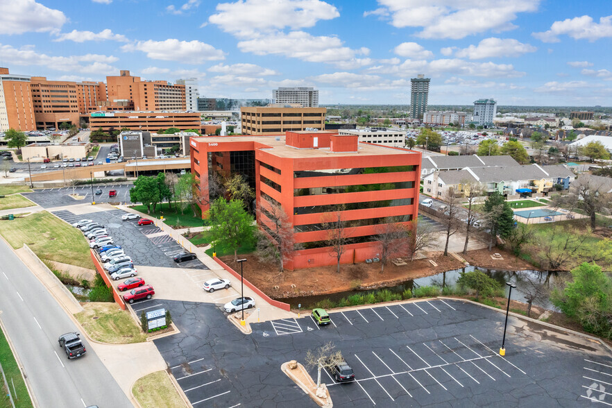 5400 N Grand Blvd, Oklahoma City, OK en alquiler - Foto del edificio - Imagen 1 de 6