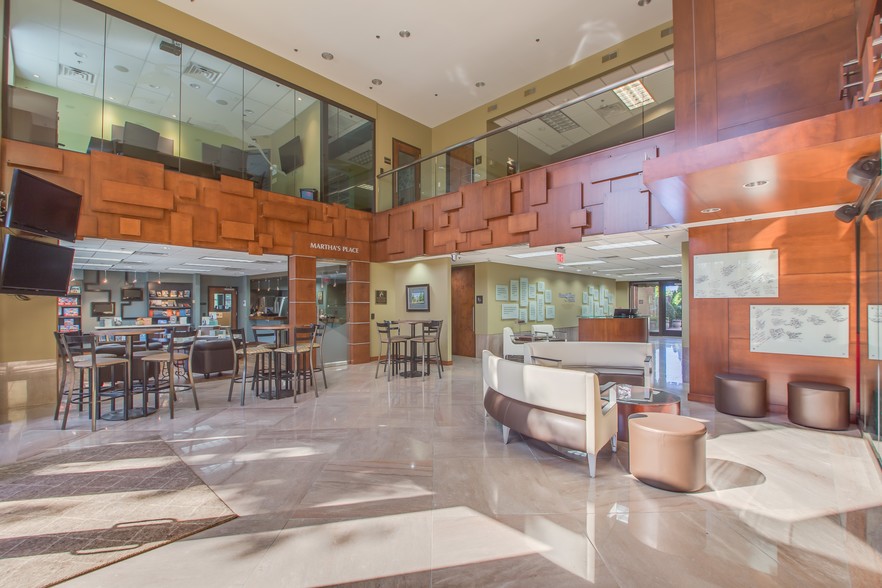 1749 Mallory Ln, Brentwood, TN en alquiler - Lobby - Imagen 2 de 22