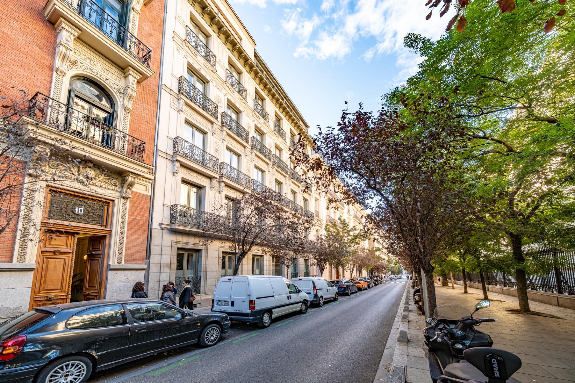 Edificio residencial en Madrid, Madrid en venta Foto del edificio- Imagen 1 de 3