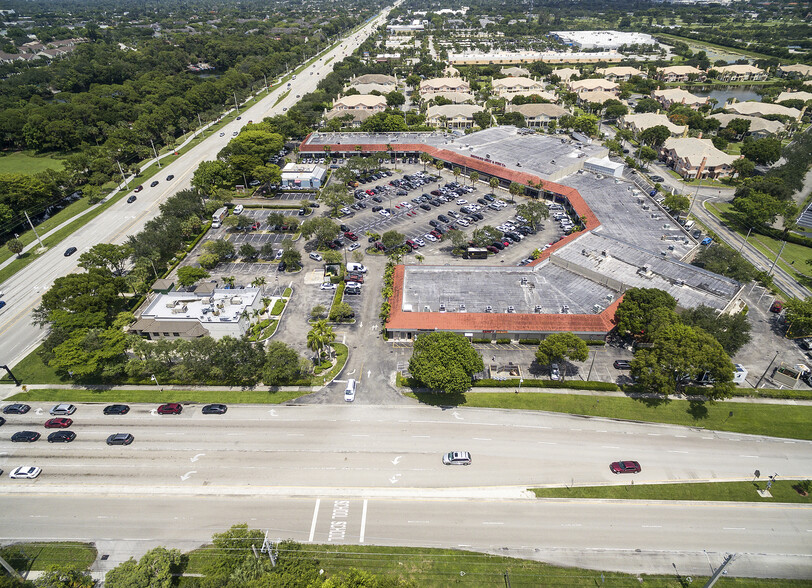 8000-8096 W McNab Rd, North Lauderdale, FL en alquiler - Foto del edificio - Imagen 3 de 15