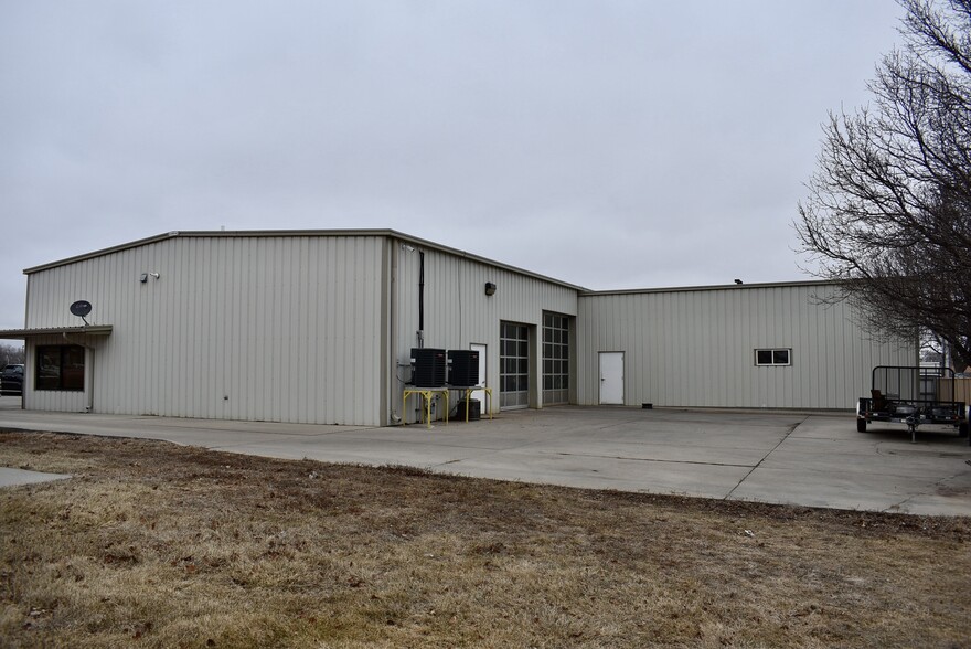 633 E 23rd St, Fremont, NE en venta - Foto del edificio - Imagen 2 de 7