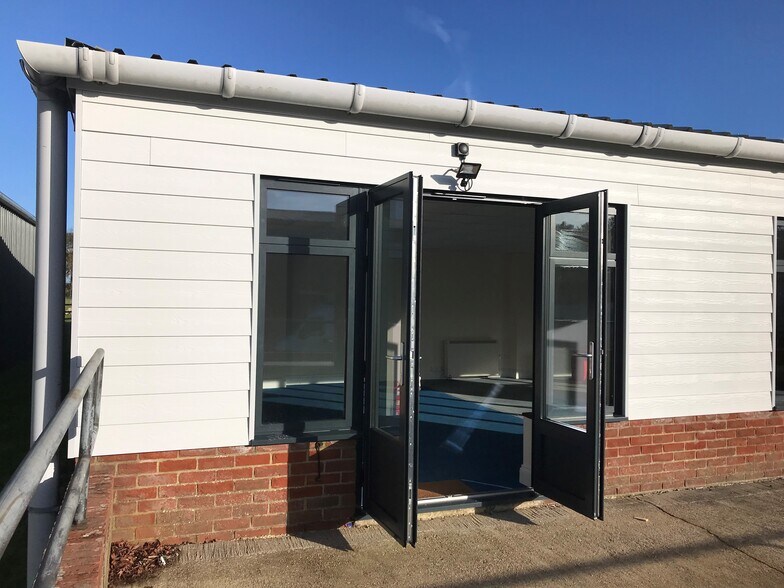 The Long Barn, Norton Farm, Selborne Rd, Alton en alquiler - Foto del edificio - Imagen 3 de 5