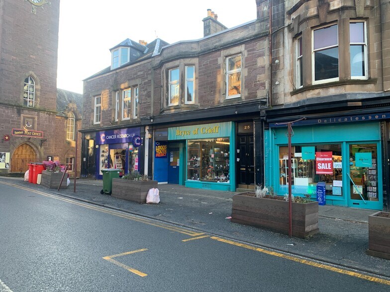27 High St, Crieff en venta - Foto del edificio - Imagen 2 de 3