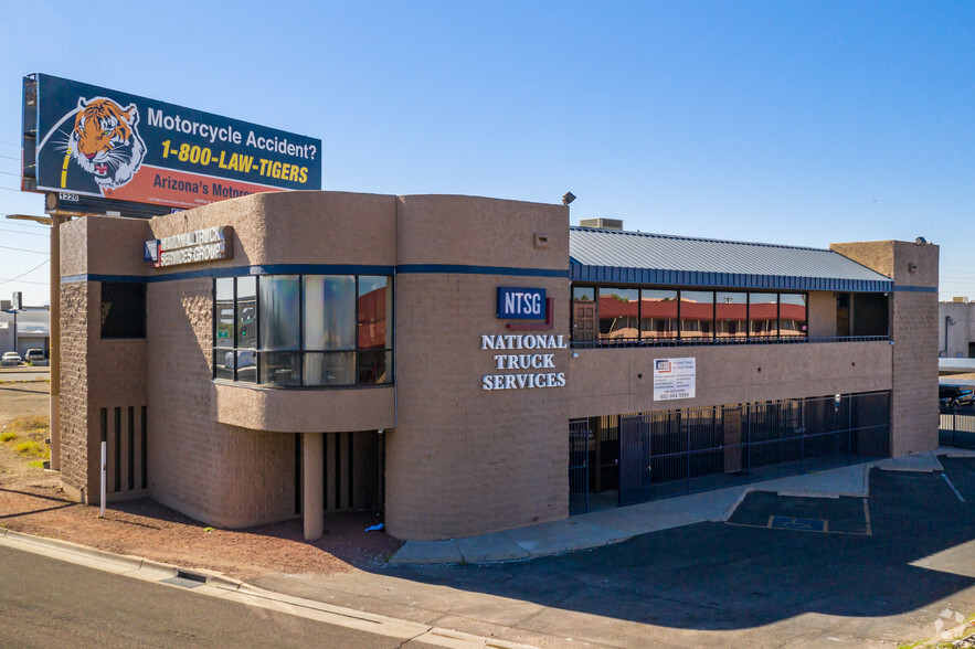 1622 N Black Canyon Fwy, Phoenix, AZ en alquiler - Foto del edificio - Imagen 1 de 6