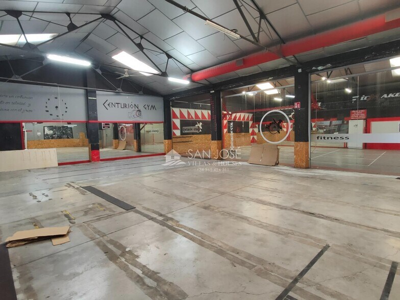 Nave en Aspe en venta - Foto del edificio - Imagen 3 de 35