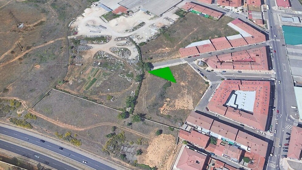 Terreno en Villaquilambre, León en venta - Vista aérea - Imagen 3 de 4