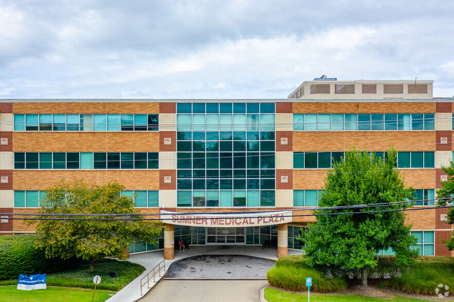 300 Steam Plant Rd, Gallatin, TN en alquiler - Foto del edificio - Imagen 3 de 5