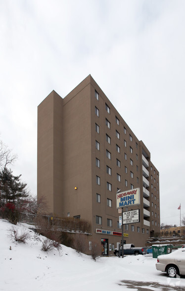 1306 Brookline Blvd, Pittsburgh, PA en alquiler - Foto del edificio - Imagen 2 de 2