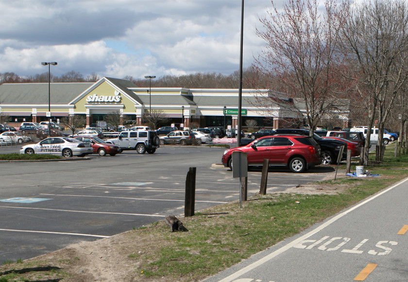 180-186 County Rd, Barrington, RI en alquiler - Foto del edificio - Imagen 3 de 7