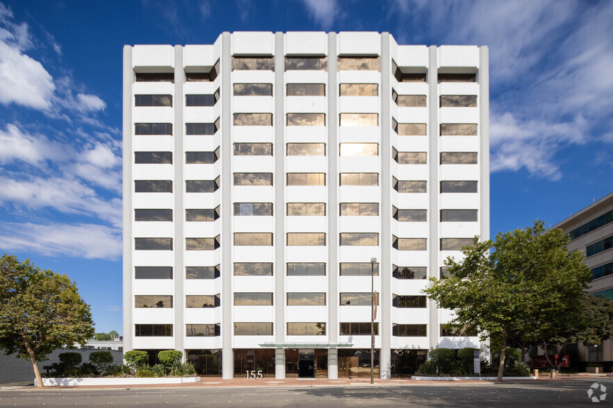 155 N Lake Ave, Pasadena, CA en alquiler - Foto del edificio - Imagen 2 de 6