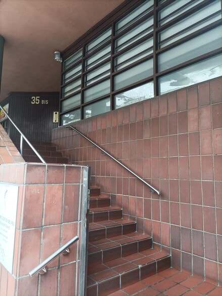 Rambla de Sant Sebastià, Santa Coloma de Gramenet, Barcelona en alquiler - Foto del edificio - Imagen 2 de 4