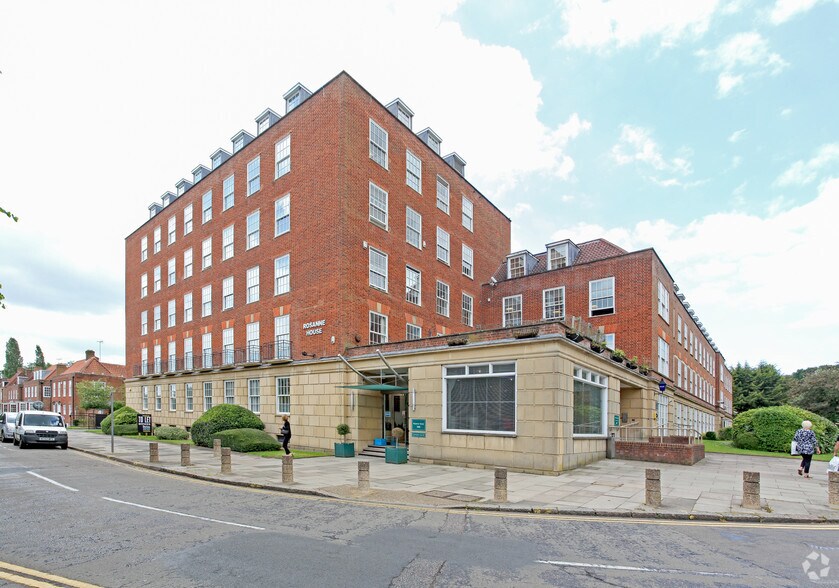 Parkway, Welwyn Garden City en alquiler - Foto del edificio - Imagen 3 de 5