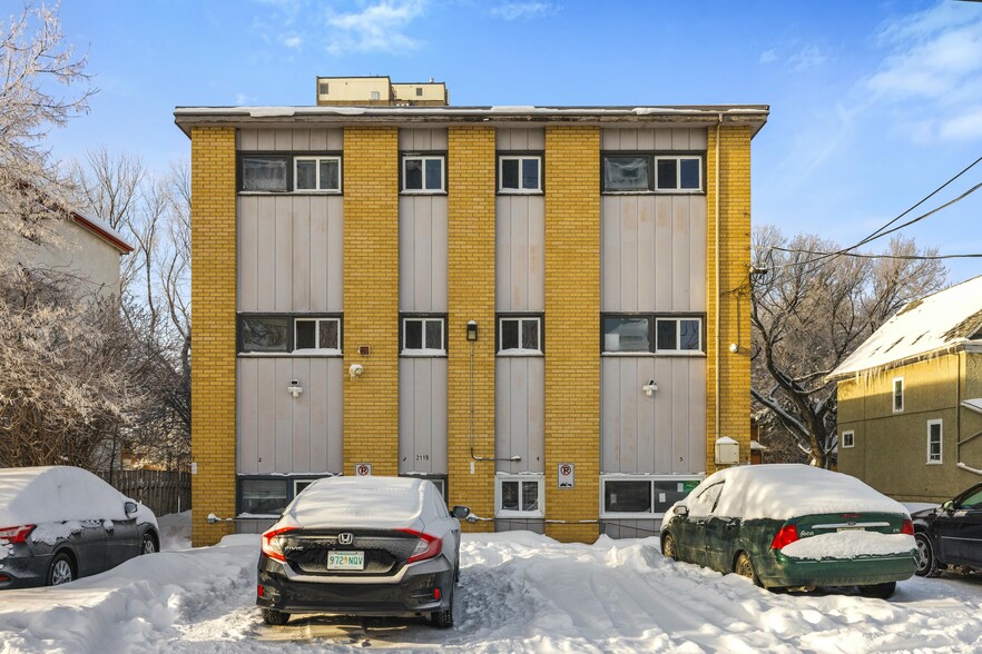 2119 Osler St, Regina, SK en venta - Foto del edificio - Imagen 3 de 16