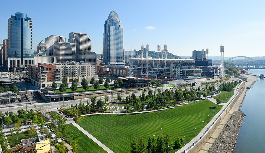 101-191 E Freedom Way, Cincinnati, OH en alquiler - Foto del edificio - Imagen 1 de 7