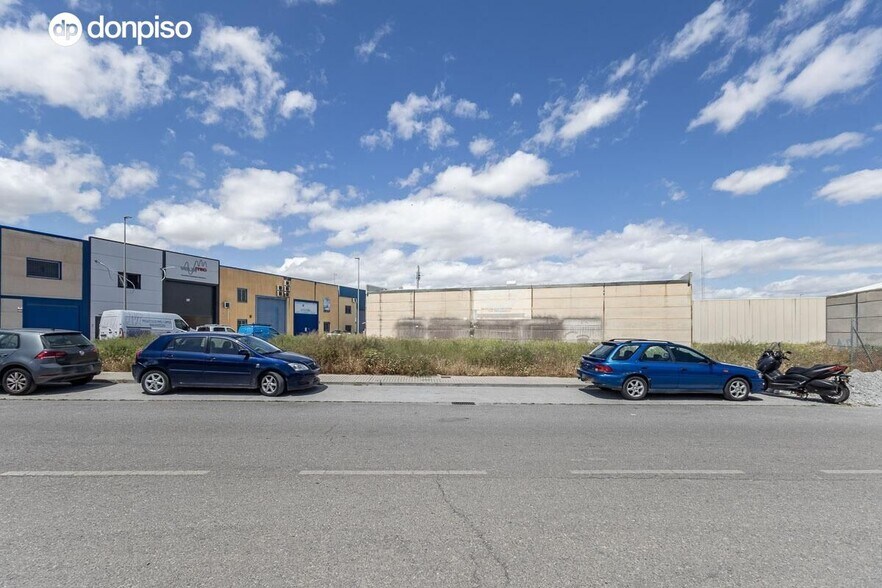 Paseo de las Andas, 11, Las Gabias, Granada en venta - Foto del edificio - Imagen 3 de 14