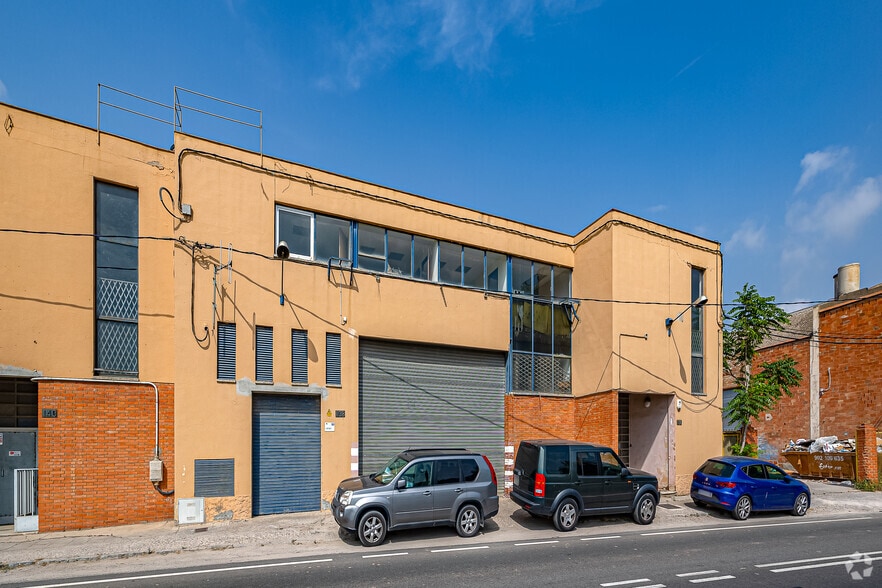 Nave en Santa Coloma de Cervelló, Barcelona en alquiler - Foto del edificio - Imagen 2 de 2