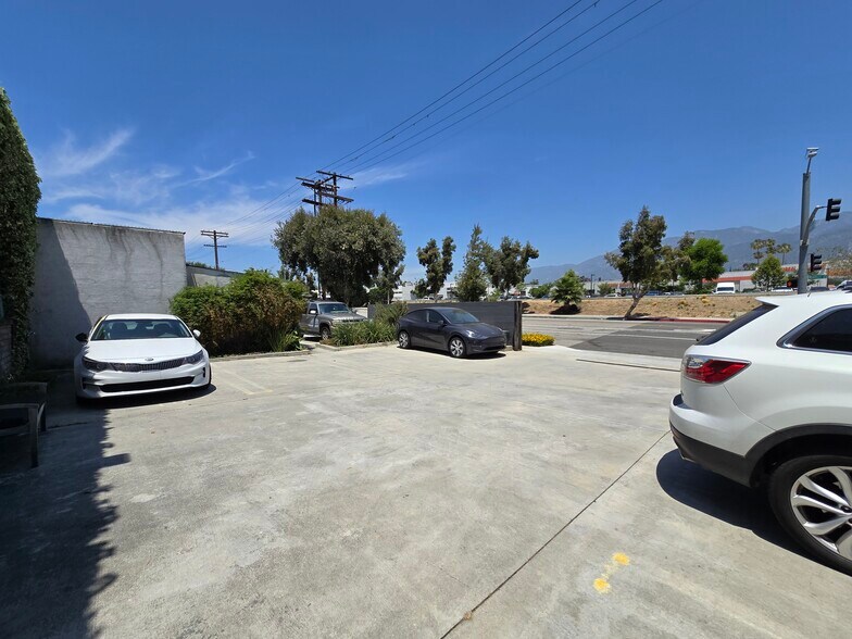 2886-2888 E Walnut St, Pasadena, CA en venta - Foto del edificio - Imagen 3 de 20