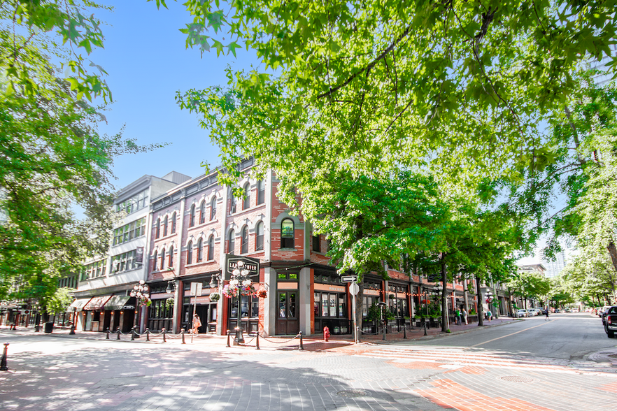 210-216 Abbott St, Vancouver, BC en alquiler - Foto del edificio - Imagen 2 de 5