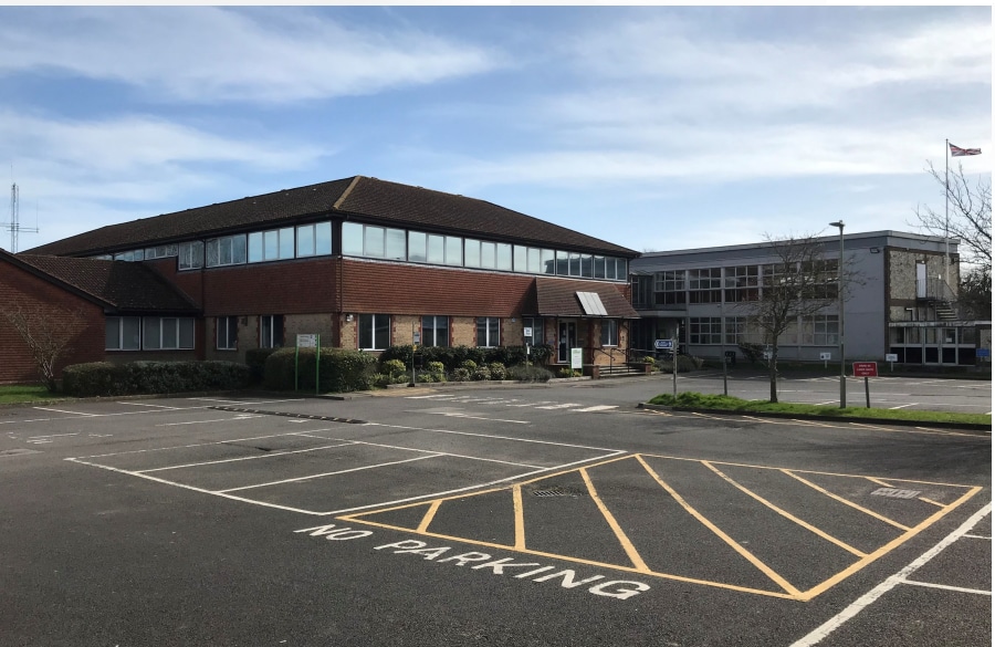 Penns Pl, Petersfield en alquiler Foto del edificio- Imagen 1 de 2