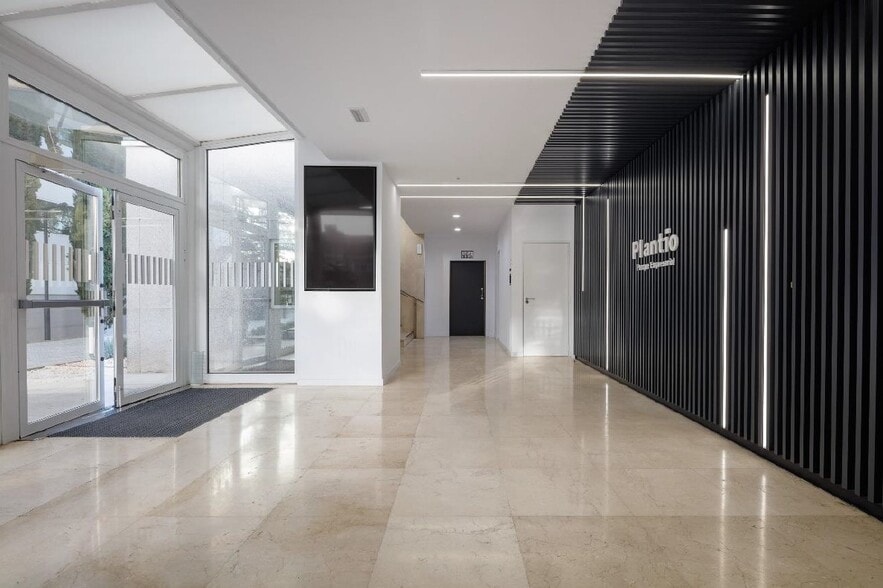 Calle de Ochandiano, 6, Madrid, Madrid en alquiler - Foto del interior - Imagen 3 de 11