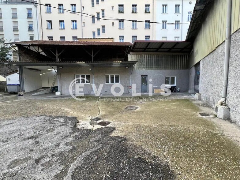 Flex en Lyon en alquiler - Foto del edificio - Imagen 2 de 13