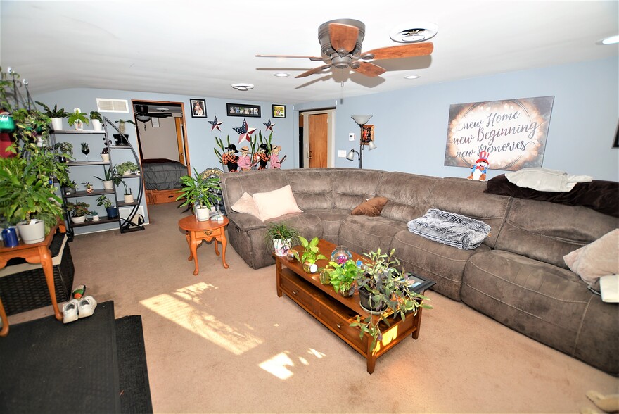 2101 Lonsdale St, Pittsburgh, PA en venta - Foto del interior - Imagen 3 de 57