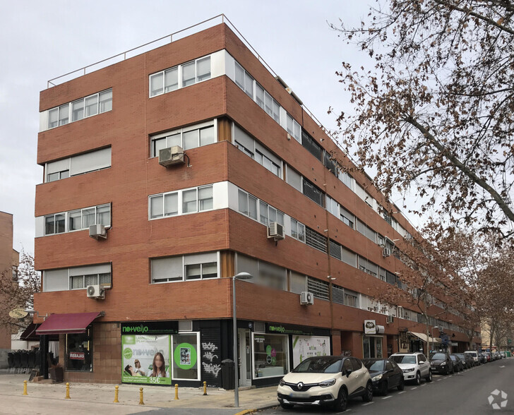 Calle Joan Miró, 2, Pinto, Madrid en venta - Foto del edificio - Imagen 1 de 2