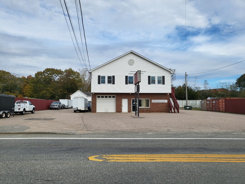 132 Oak St, Westerly, RI en alquiler - Foto del edificio - Imagen 3 de 4