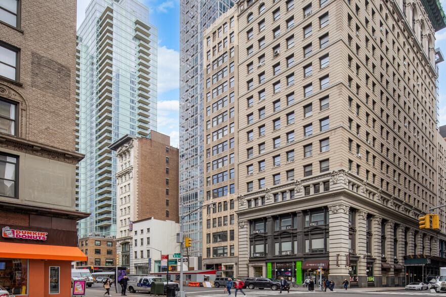 307 Fifth Ave, New York, NY en alquiler - Foto del edificio - Imagen 1 de 12