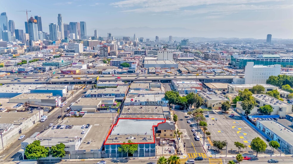 519 E Washington Blvd, Los Angeles, CA en alquiler - Foto del edificio - Imagen 2 de 15