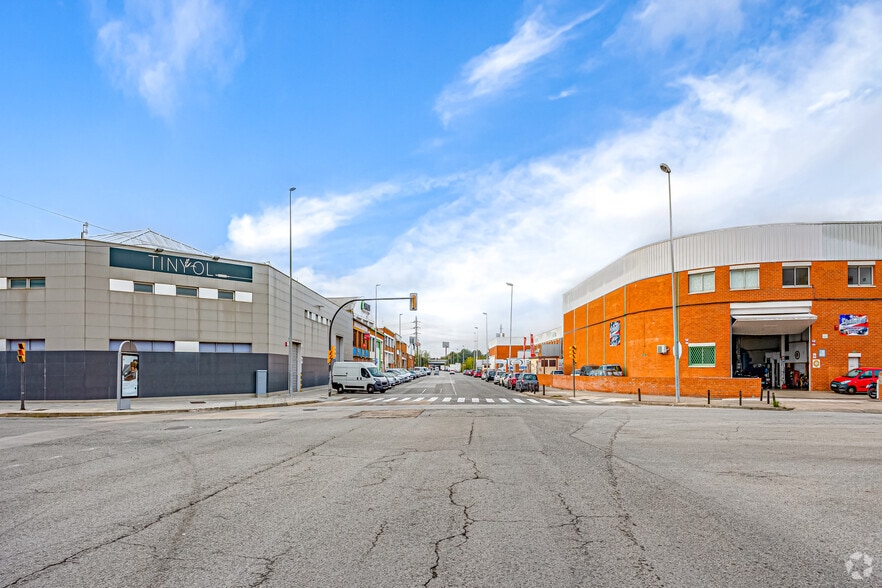 253 Carretera del Mig, L'Hospitalet de Llobregat, Barcelona en venta - Foto del edificio - Imagen 2 de 4