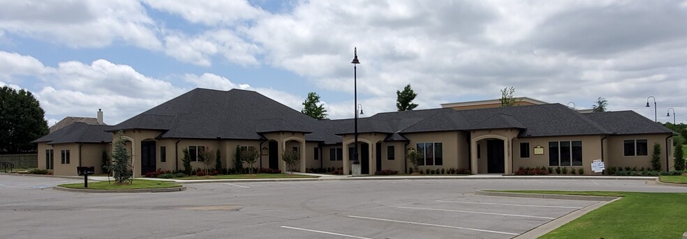 2297 N 9th St, Broken Arrow, OK en alquiler - Foto del edificio - Imagen 1 de 8