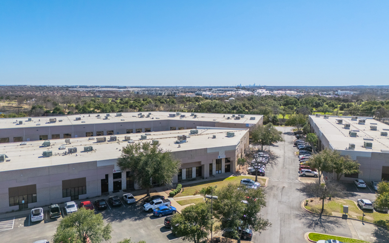 1421 W Wells Branch Pky, Pflugerville, TX en alquiler - Foto del edificio - Imagen 3 de 12