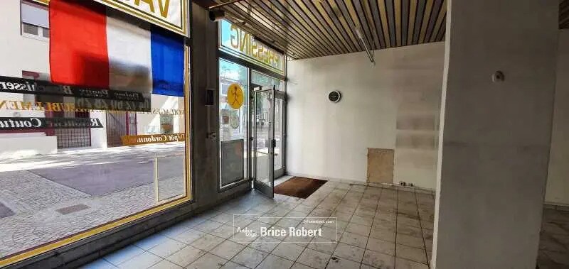 Oficina en Lyon en venta - Foto del interior - Imagen 2 de 4