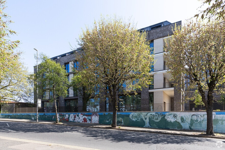 Block A & B, Hove Central, Sackville Road, Hove Road, Hove en alquiler - Foto del edificio - Imagen 2 de 4