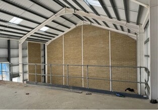 76 Lincoln Rd, High Wycombe en alquiler Foto del interior- Imagen 2 de 7