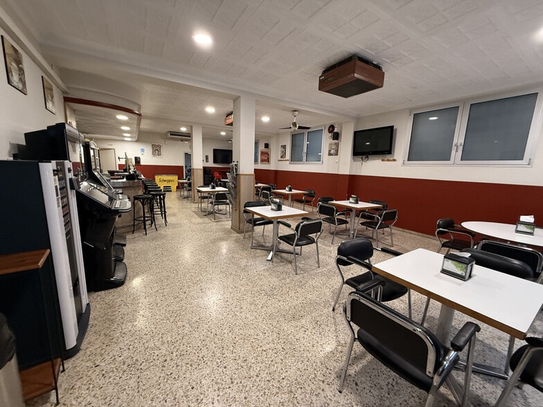 Carrer Jaume Ii, Bisbal Dempordà, 22, La Jonquera, Gerona en venta - Foto del edificio - Imagen 1 de 22