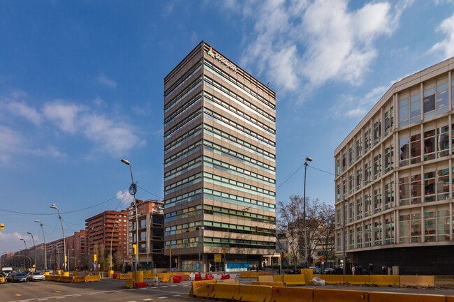 Más detalles de Carrer de la Llacuna, 164, Barcelona - Oficina en alquiler