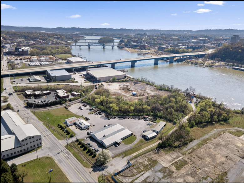 700 Manufacturers Rd, Chattanooga, TN en alquiler - Foto del edificio - Imagen 1 de 16